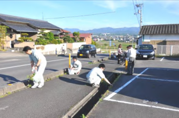 毎月第3水曜日の“地球掃除機の日”を実施しました。