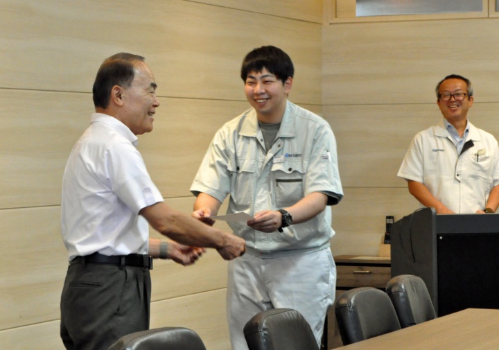 辞令交付